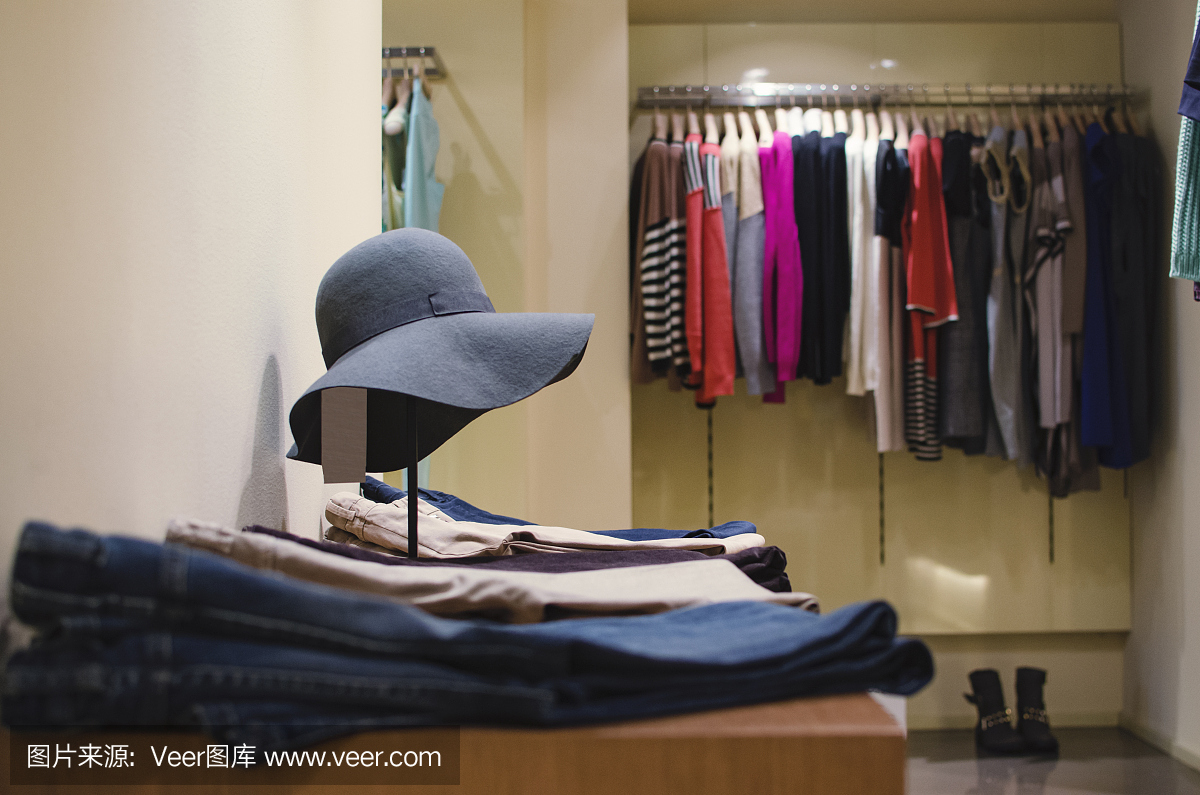 女性服裝店