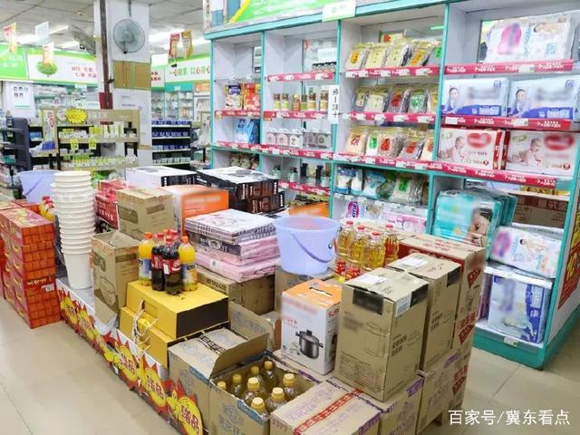 實(shí)體經(jīng)濟(jì)不景氣,連鎖藥店卻越干越大!藥店店長(zhǎng)說出其中兩大原因